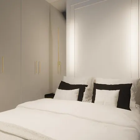 Wita Stwosza 14 - Check-in 20h - Parking * Wroclaw