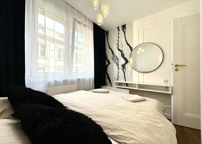 Appartement Wita Stwosza 14 - Check-in 20h - Parking *