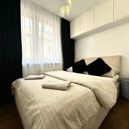Appartement Wita Stwosza 14 - Check-in 20h - Parking