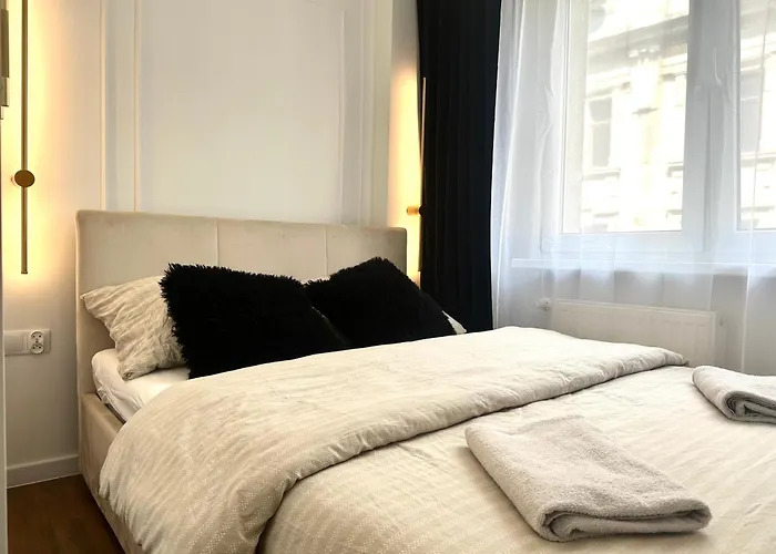 Wita Stwosza 14 - Check-in 20h - Parking * Wrocław